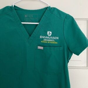 RASMUSSEN UNIVERSITY EMBROIDERED Hunter Green FIGS Catarina scrub top size XXS